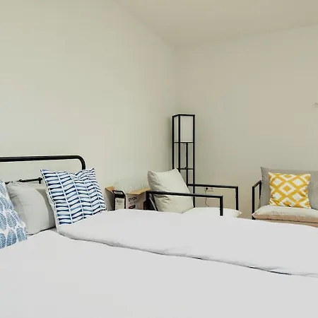 Neue Kiezwohnung Im Hinterhof Berlijn